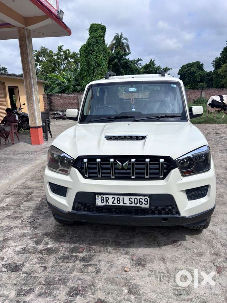 Mahindra Manual 2016 Year