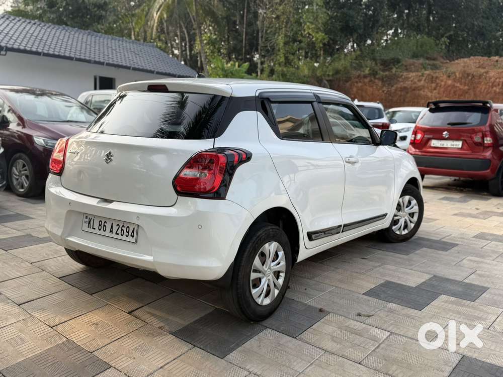 Maruti Suzuki Swift Amt Vxi, 2022, Petrol