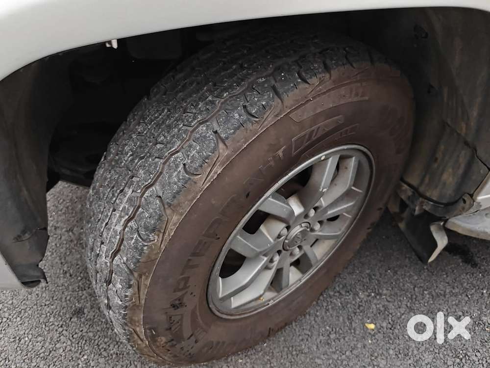 Mahindra Tuv 300 T10, 2019, Diesel