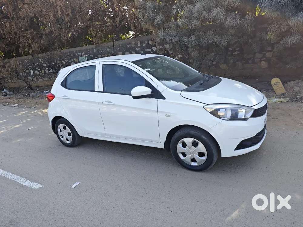 Tata Tiago 2017 Petrol 72000 Km Driven