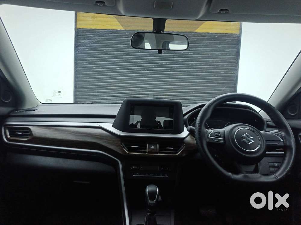 Maruti Suzuki Brezza Vxi At, 2024, Petrol