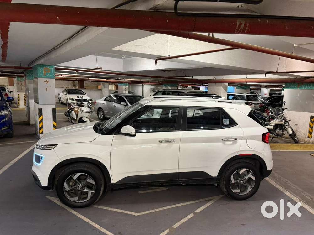 Hyundai Venue 1.0 Sx (o) Turbo Dct, 2020, Petrol