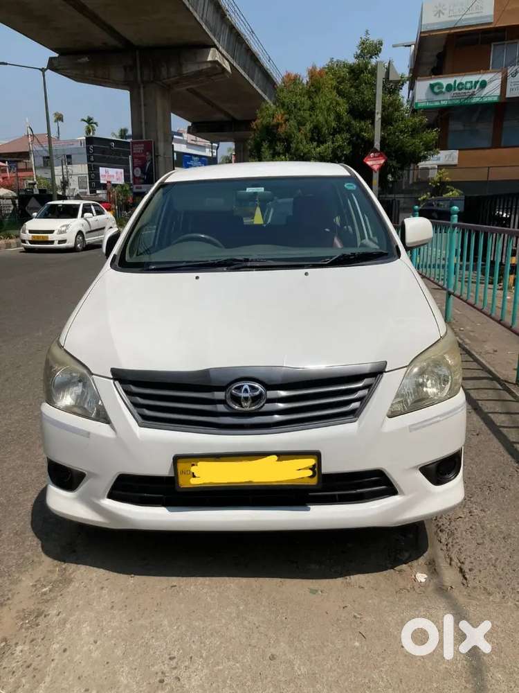 Toyota Innova 2.0 G1 2012
