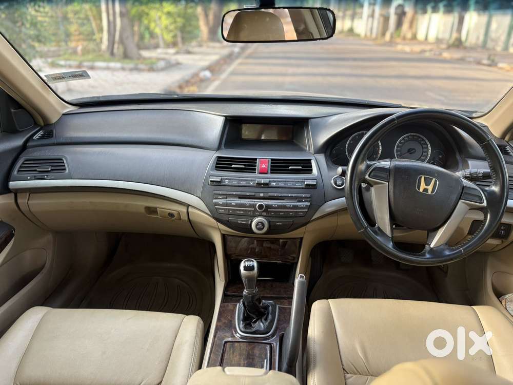 Honda Accord 2.4 Manual, 2008, Petrol