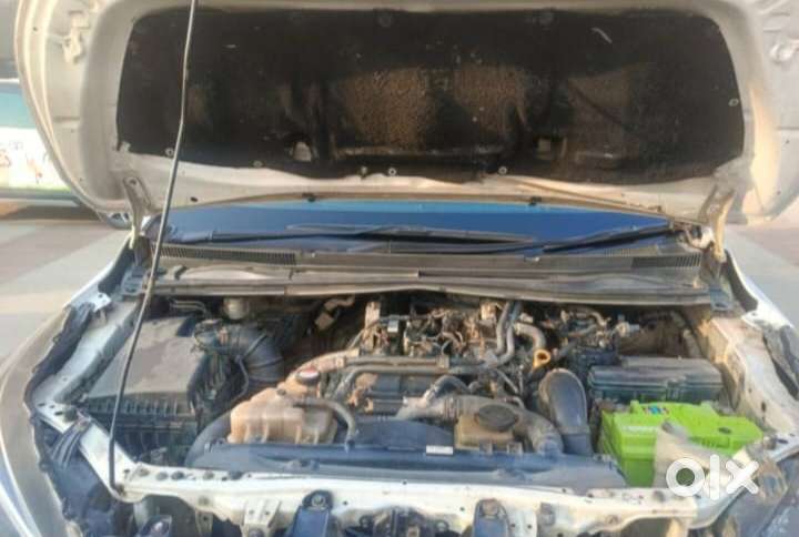 Toyota Innova Crysta 2.4 G Mt, 2019, Diesel