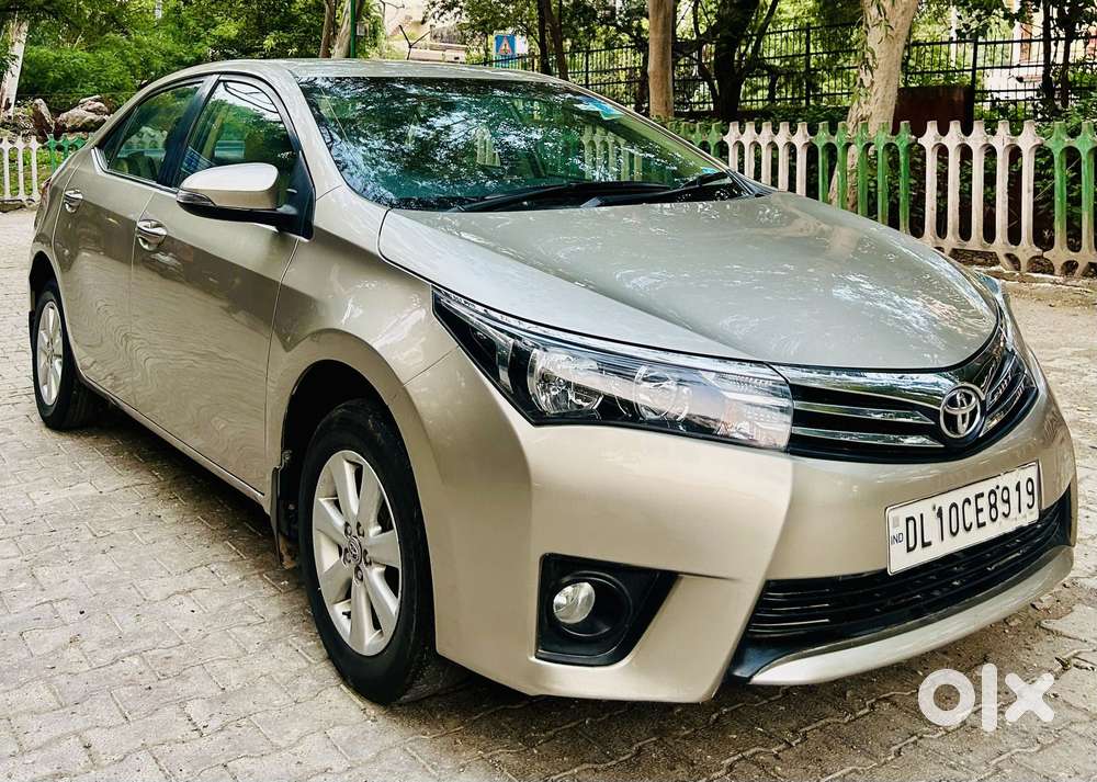 Toyota Corolla Altis 2013-2017 Vl At, 2016, Petrol