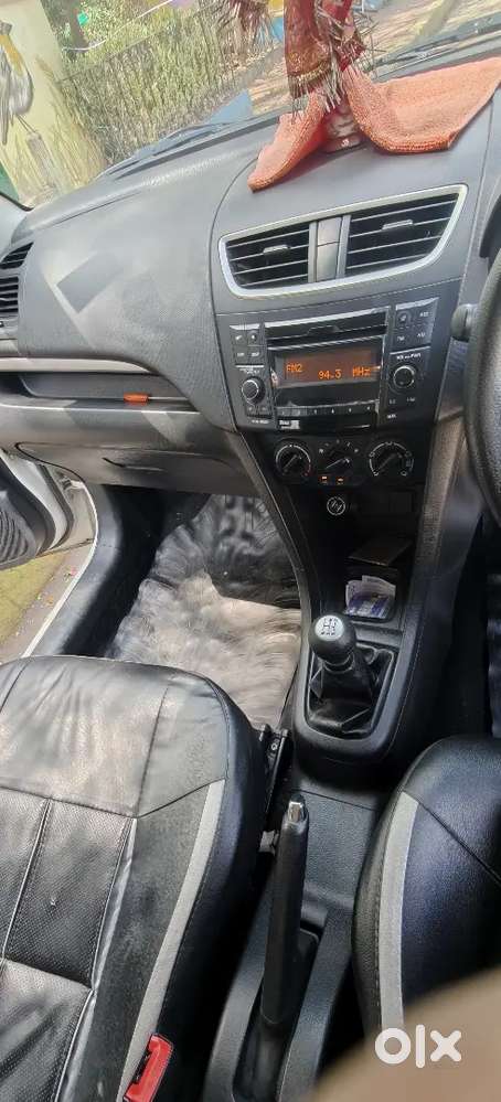 2015 Vxi All Maintained Gadhi Ek Hath Chali Hui H Ghar Mai Use Hui H