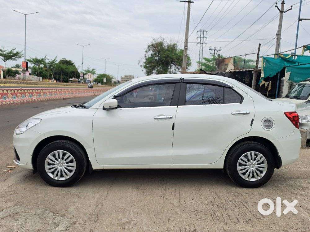 Maruti Suzuki Swift Dzire Vxi Optional, 2024, Petrol