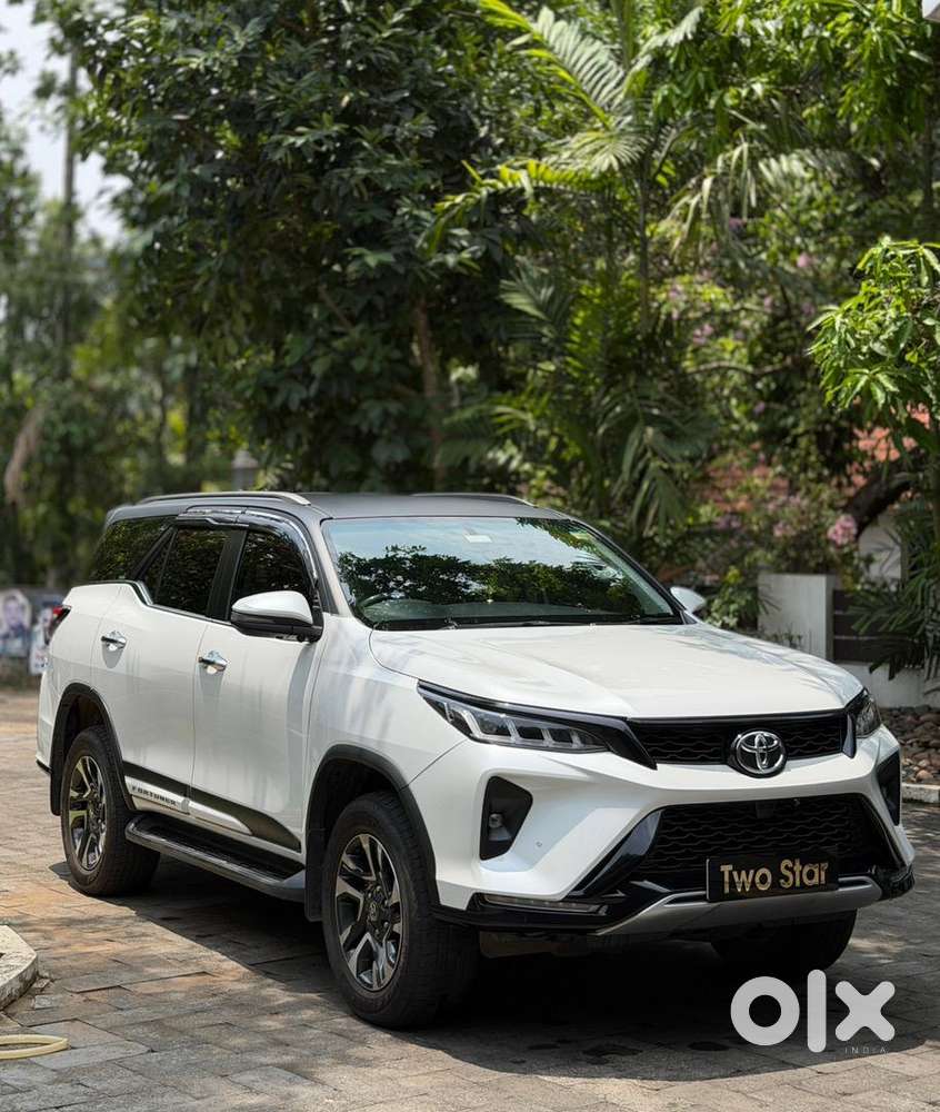 Toyota Fortuner Legender 2023