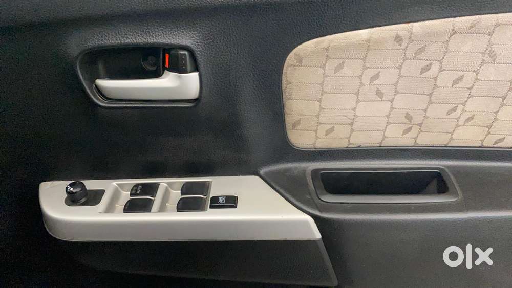 Maruti Suzuki Wagon R 1.0 2015-2019 Vxi Amt, 2015, Petrol