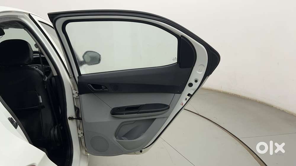 Tata Tiago 1.05 Revotorq Xt, 2021, Petrol