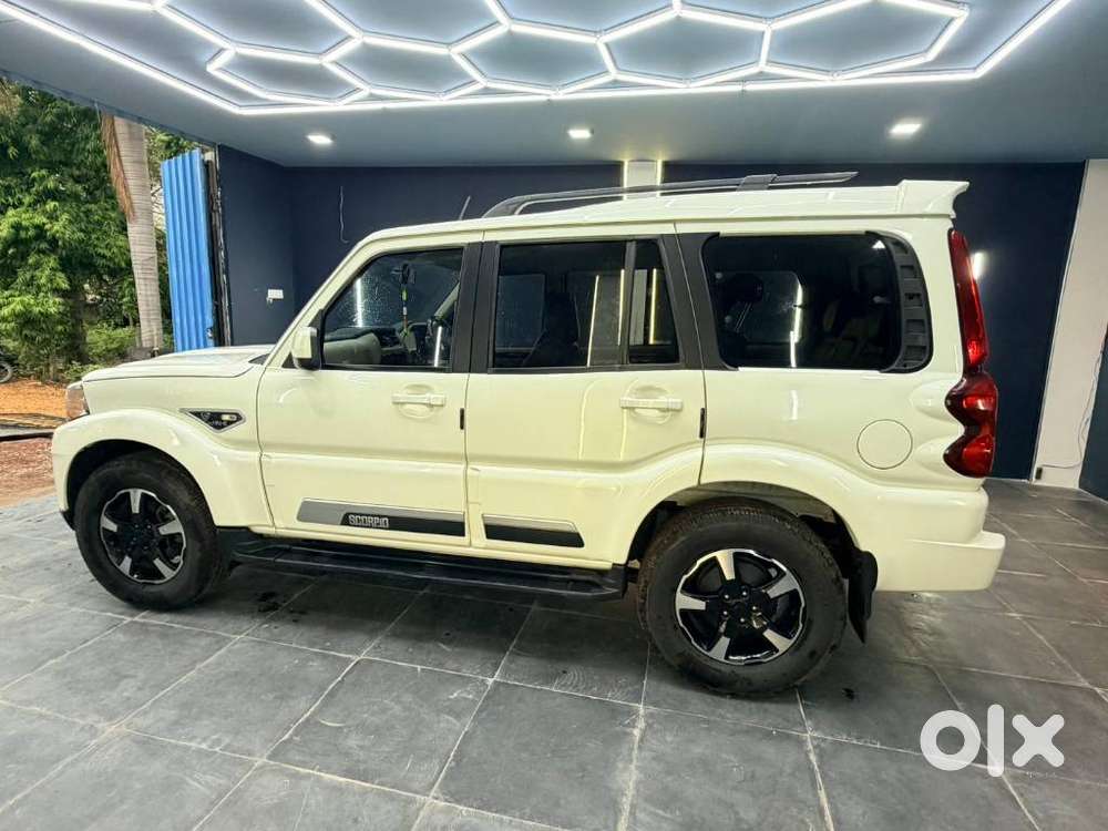 Mahindra Scorpio Classic 2.2 S 11 Mt 7 Str, 2022, Diesel