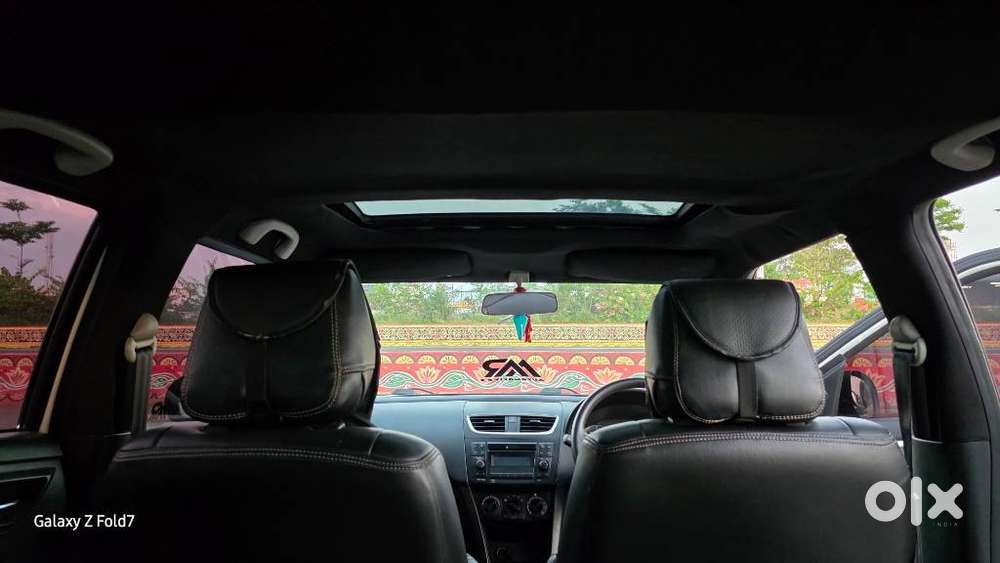 Maruti Suzuki Swift 1.2 Vxi Deca Limited Edition, 2015, Petrol