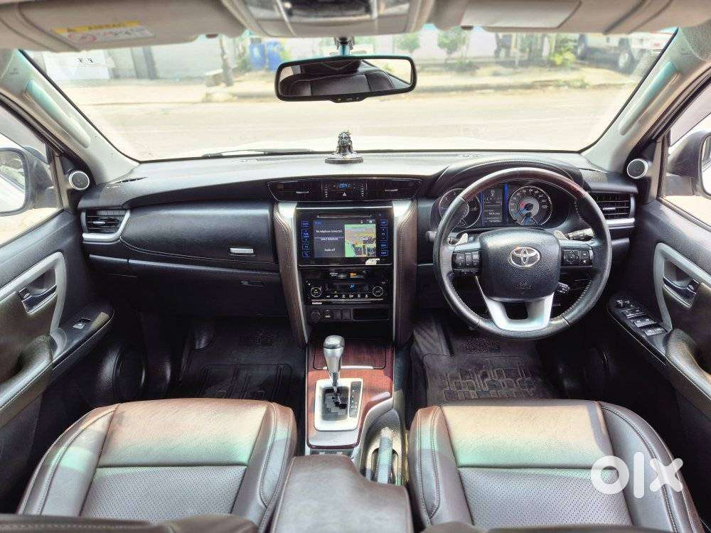 Toyota Fortuner Legender, 2023, Diesel