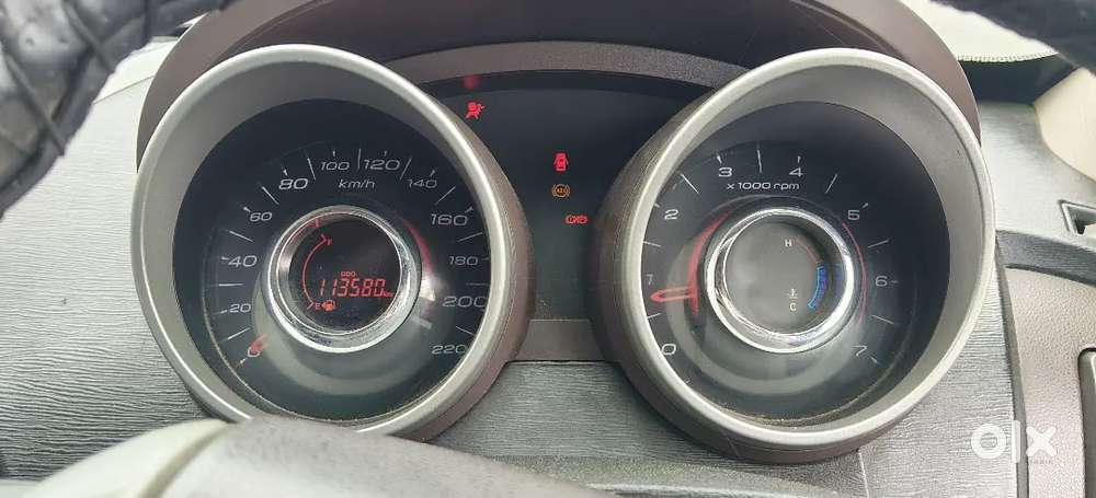Mahindra Xuv500 Diesel 2012 With 113000 Km Driven