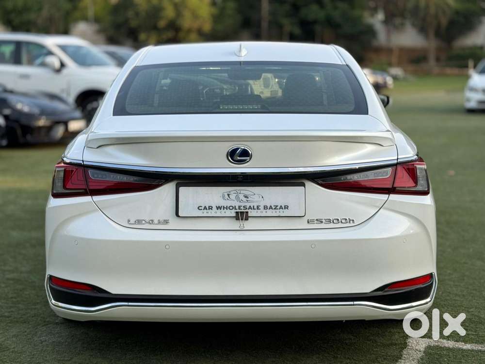 Lexus Es 300h Luxury, 2019, Petrol