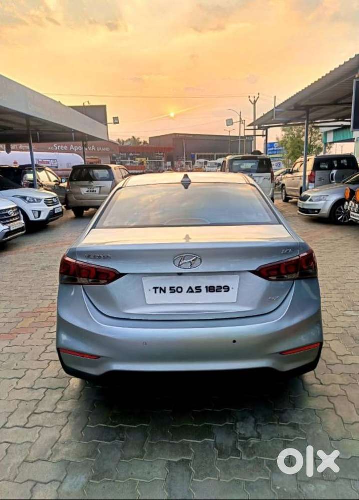 Hyundai Verna 1.6 Sx (o) Crdi At, 2019