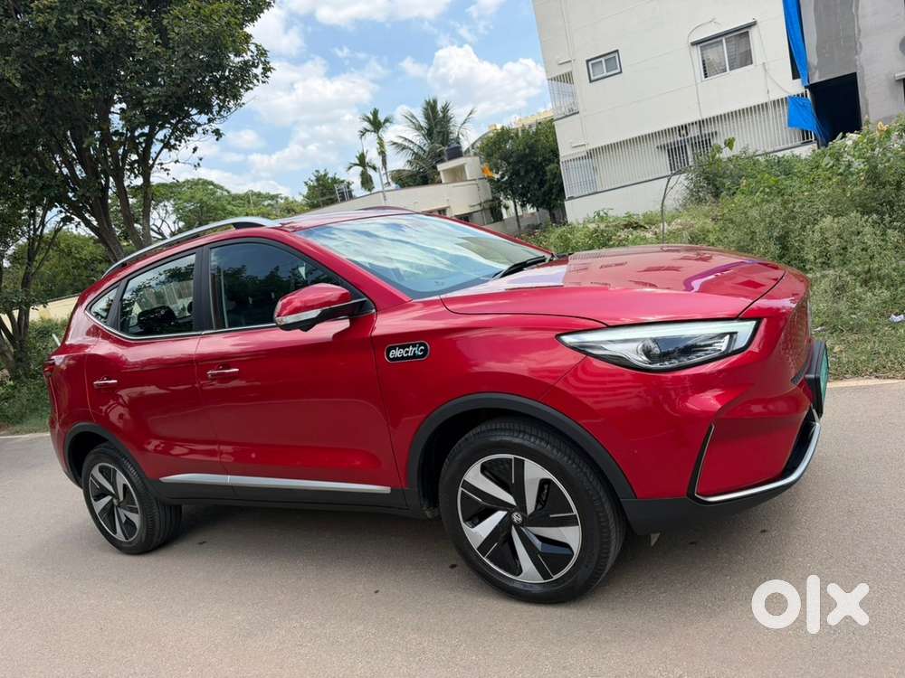 Mg Zs Ev 2025 3500 Km Driven