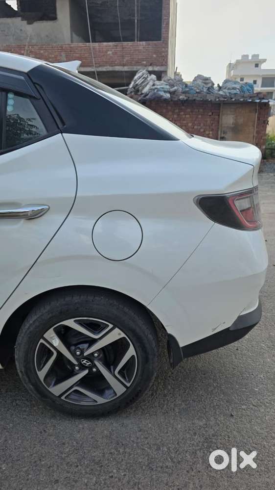 Hyundai Aura Cng 2022