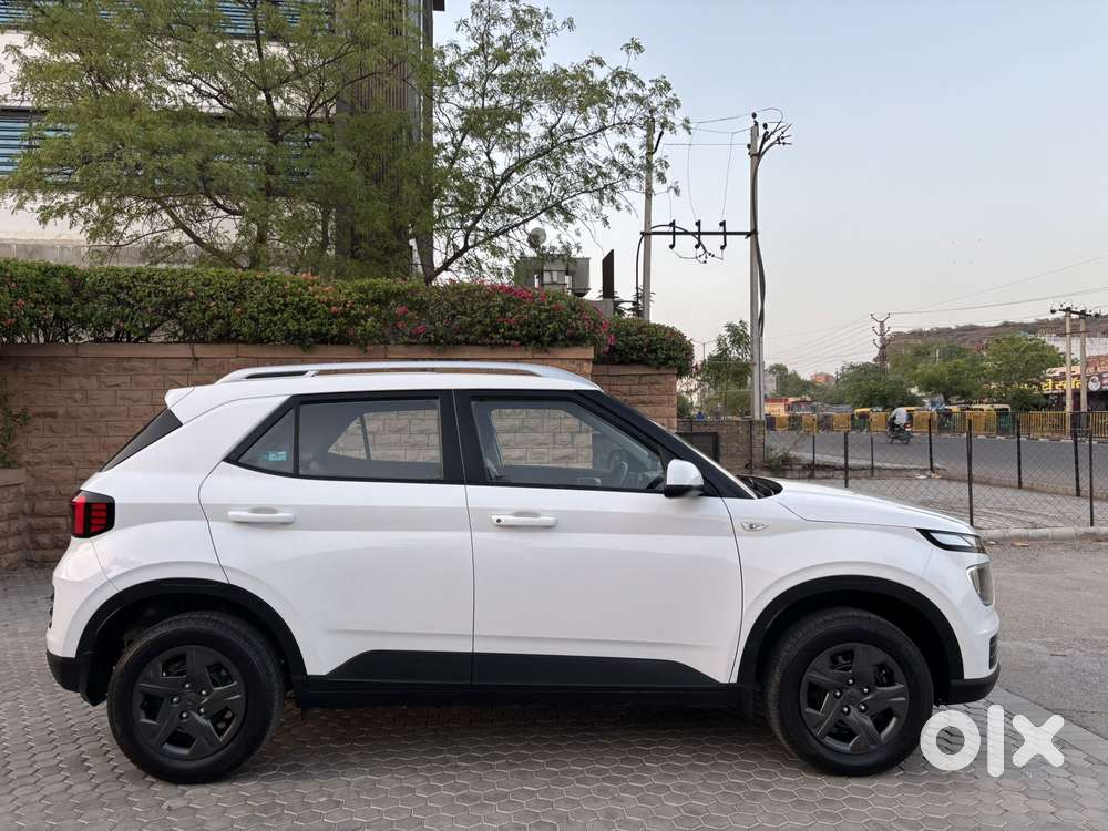 Hyundai Venue S Mt 1.2 Kappa, 2024