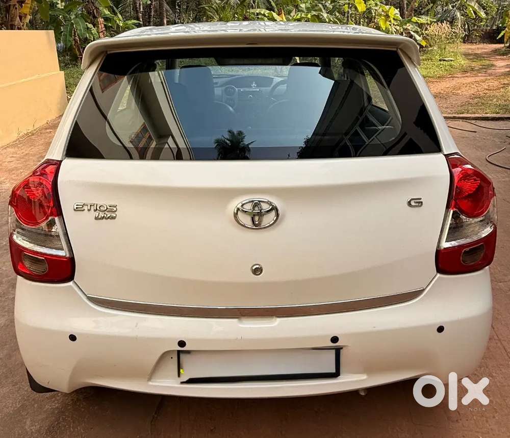 Toyota Etios Liva 2013 Petrol 74000 Km Driven