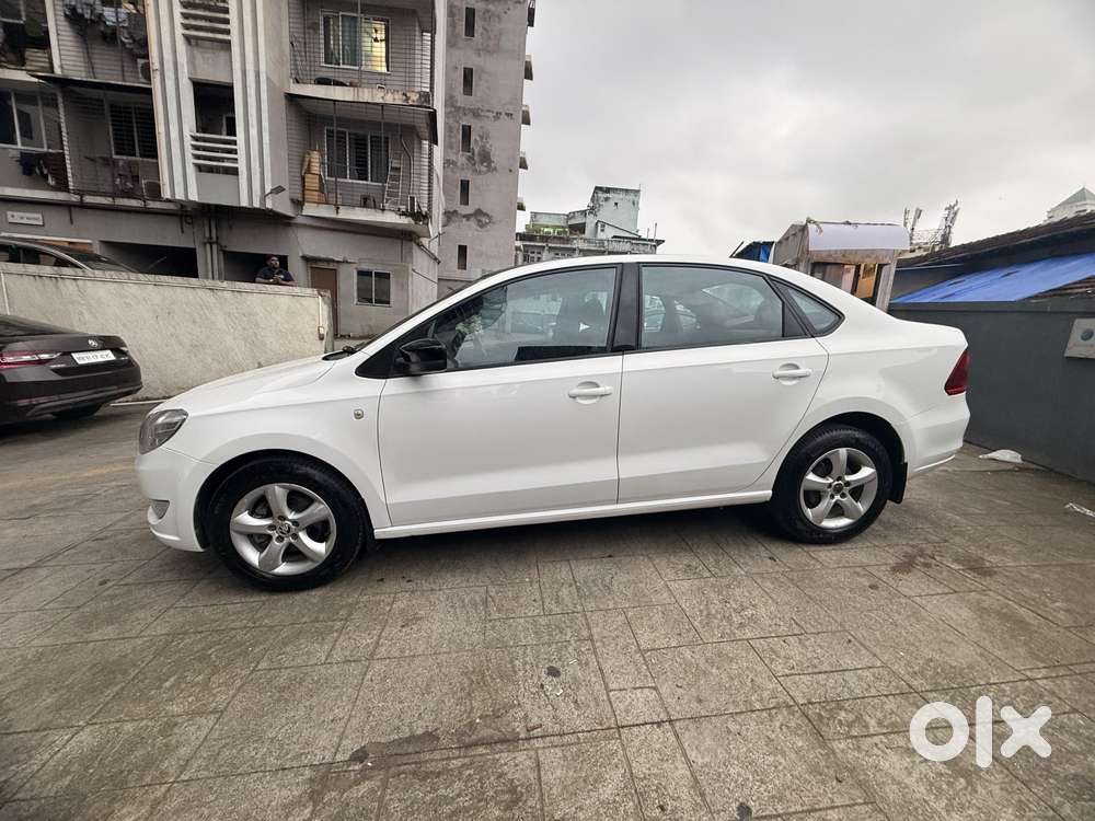 Skoda Rapid 1.5 Tdi At Ambition With Alloy Wheel, 2015, Diesel