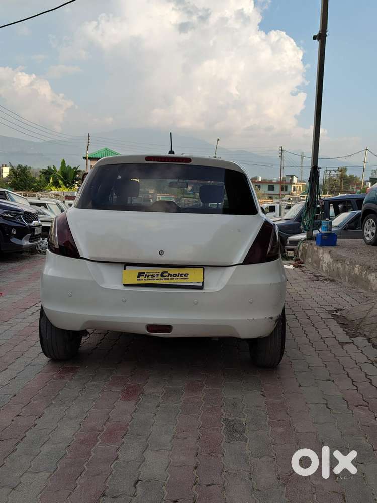 Maruti Suzuki Swift Vxi + Manual, 2016, Petrol