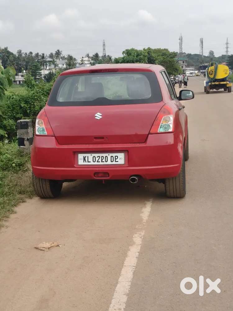 Maruti Suzuki Swift Petrol 2005
