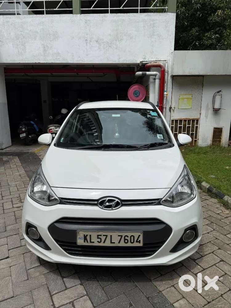 Hyundai Grand I10 2015 Petrol Well Maintained