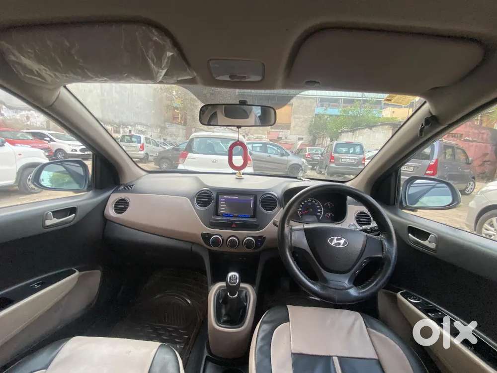 Hyundai I10 1.2 Sportz 2014