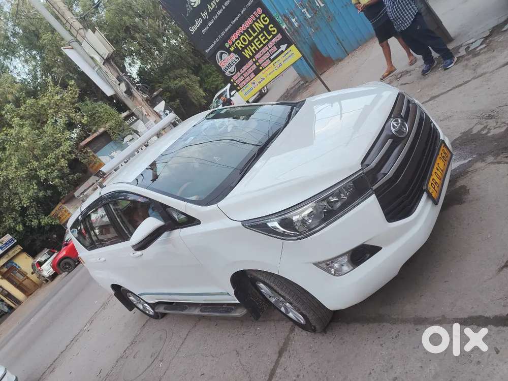 Toyota Innova Crysta 2019