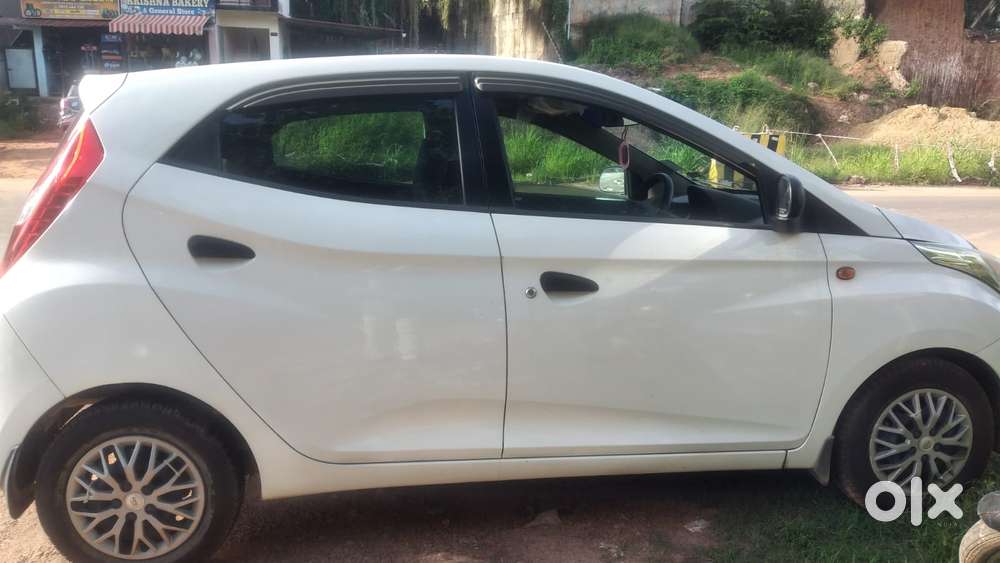 Hyundai Eon Era +, 2017, Petrol