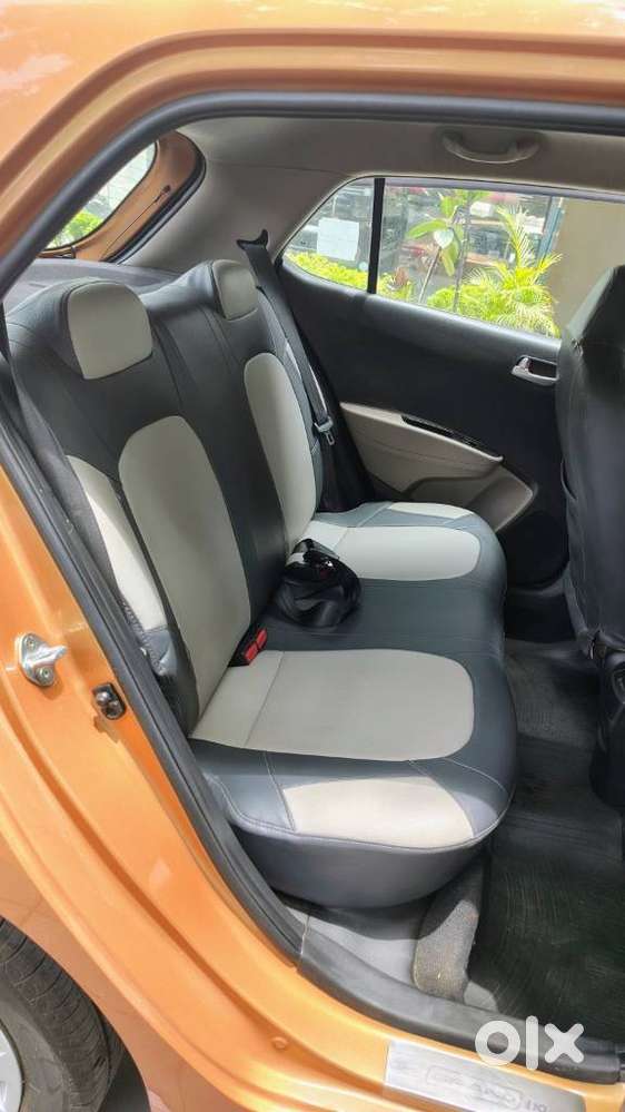 Hyundai Grand I10 Sportz, 2016, Petrol