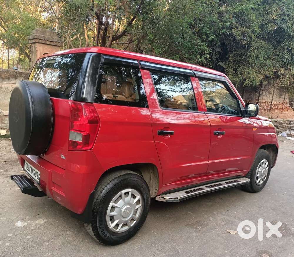 Mahindra Tuv 300
