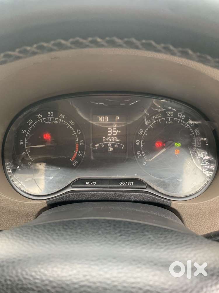 Skoda Rapid 1.5 Tdi Ambition With Alloy Wheel, 2016, Diesel