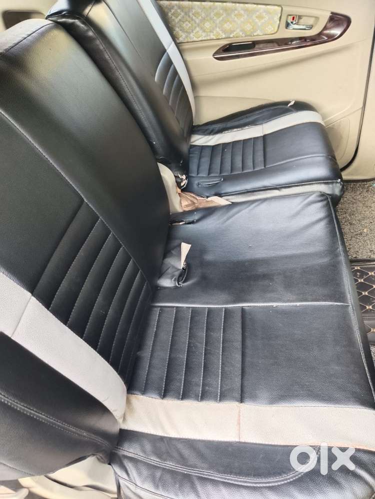 Toyota Innova 2.5 V 8 Str, 2014, Diesel