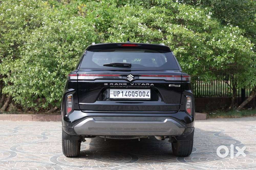 Maruti Suzuki Grand Vitara 1.5 Alpha Plus Intelligent Hybrid Ecvt, 2..
