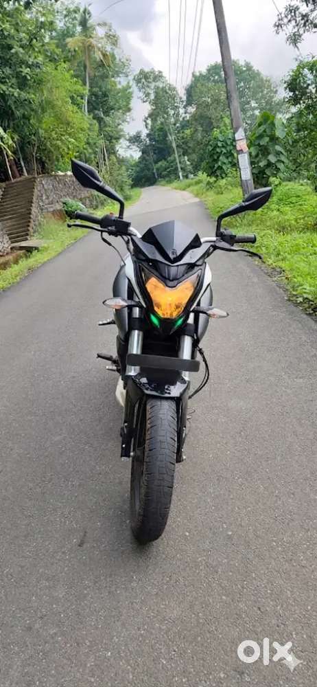 1045 Used Kawasaki Ninja ZX-4RR Bikes in Kochi - Buy & Sell Second