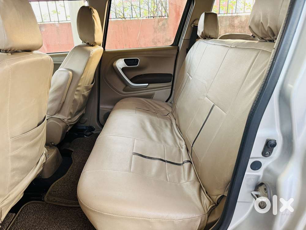 Mahindra Tuv 300 T8, 2017, Diesel