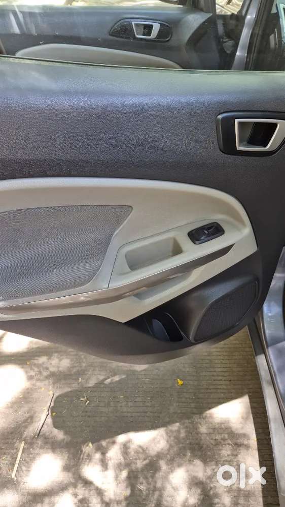 Automatic Ecosport Petrol 1.5l Titanium 4 Airbags