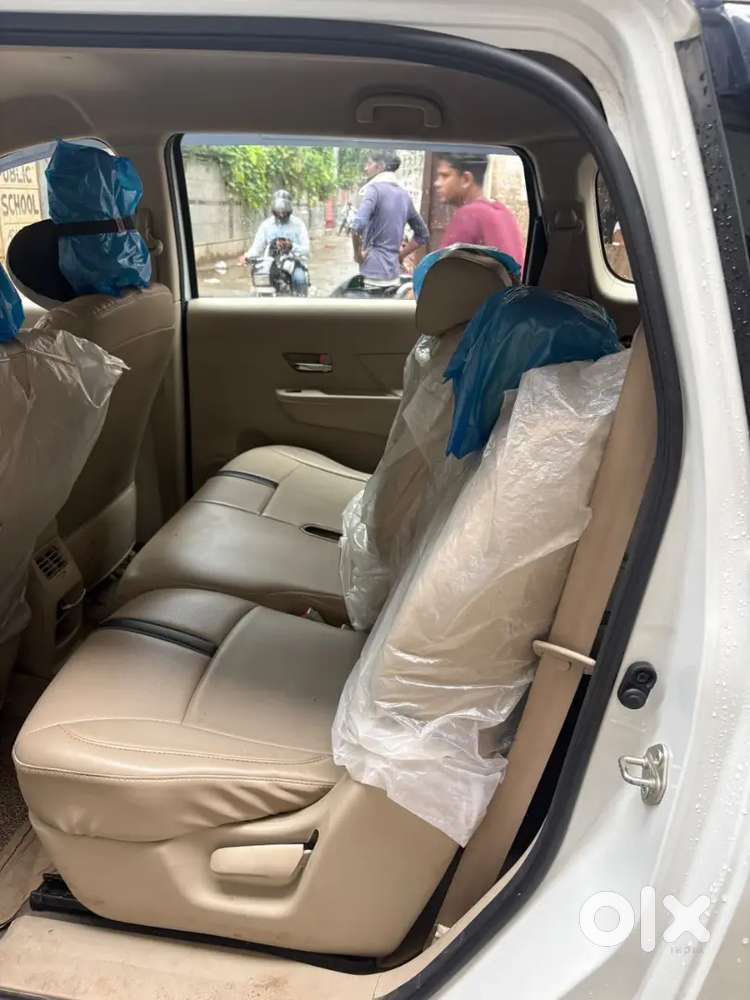 Maruti Suzuki Ertiga Vxi 2026