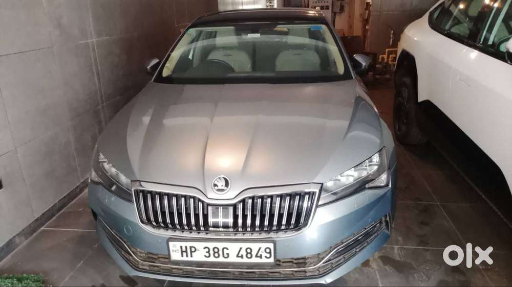 Skoda Superb L&k 1st Owner No Brokers