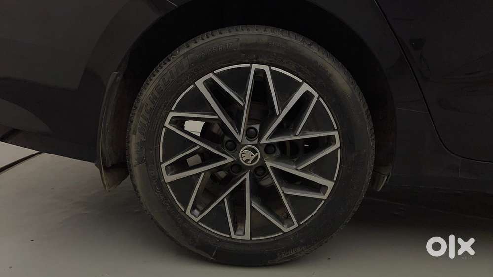Skoda Octavia 2.0 Tdi At L K, 2021, Petrol