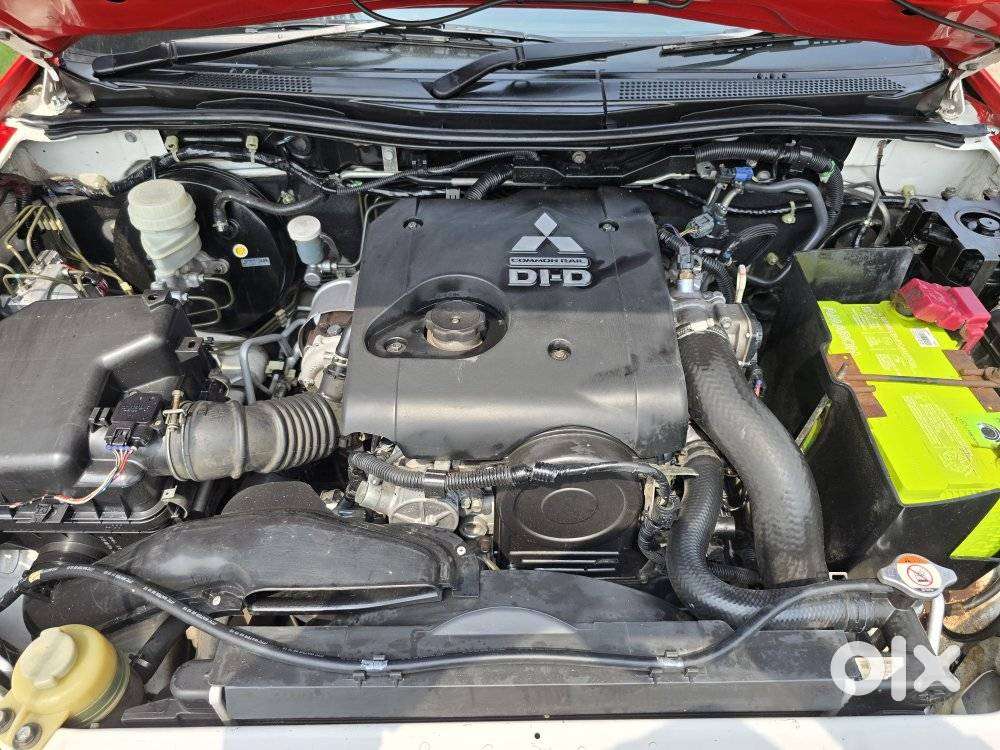 Mitsubishi Pajero Sport 2.5 Manual, 2016, Diesel