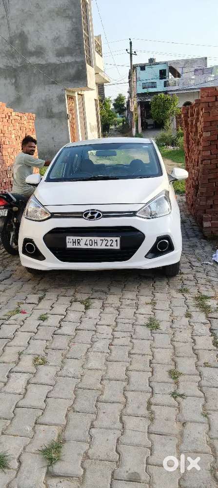 Hyundai Xcent 2016