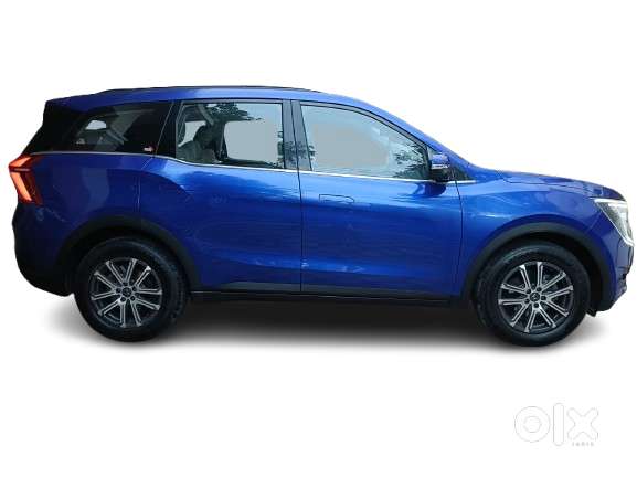 Mahindra Xuv700 2.0 Ax 7 Petrol At Str, 2021, Petrol