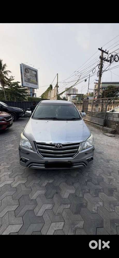 Toyota Innova 2.5 Gx 7 Str Bs-iii, 2016, Diesel