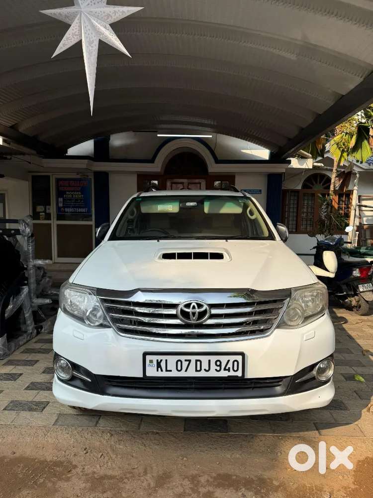 Toyota Fortuner Diesel 2010 Manuel Diseal 4*4manuel Kl 7 Kerala No(re)