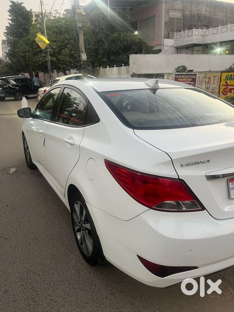 Hyundai Fluidic Verna 2016