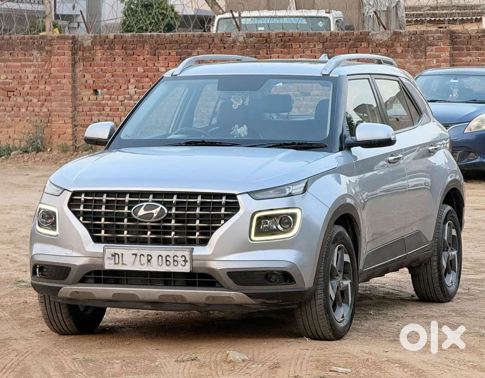 Hyundai Venue 1.0 Sx Turbo Dct, 2019, Petrol